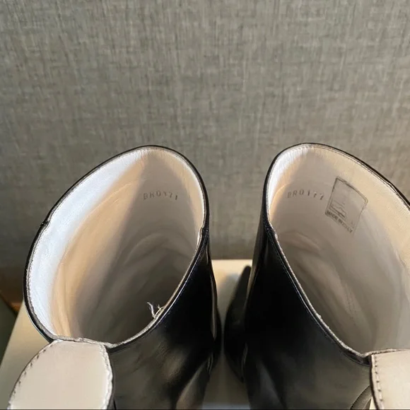 Louis Vuitton Boots - Picture 4 of 7